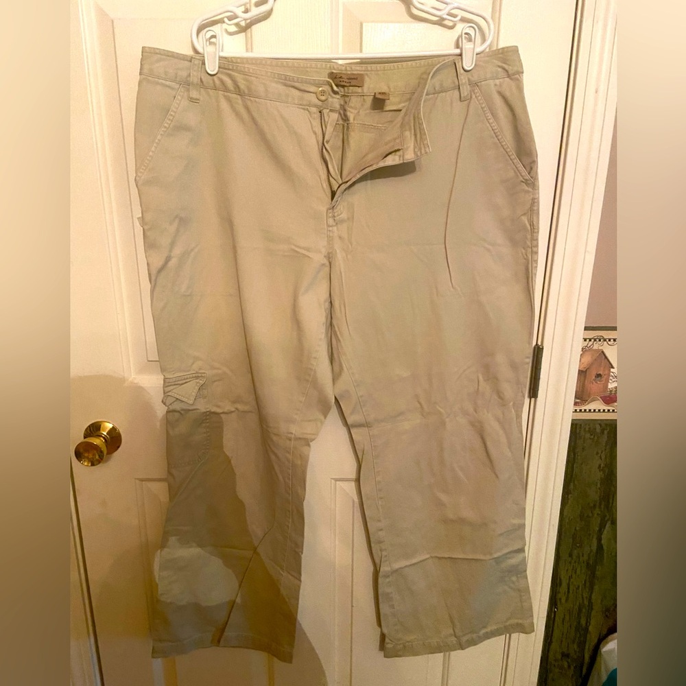 ⭐️2/20$ Women’s relaxed fit cargo pants